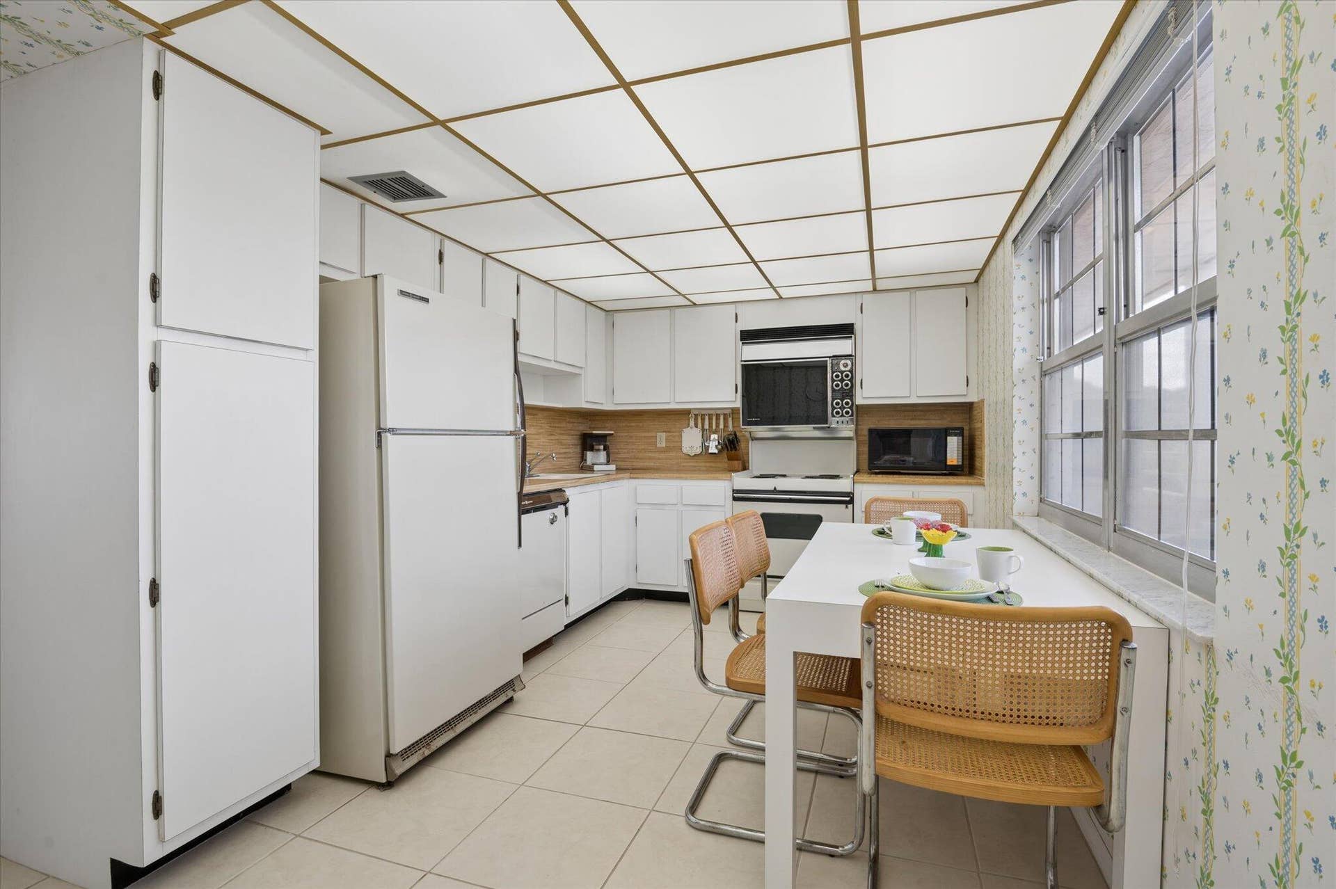 806 Cypress Boulevard, #408, Pompano Beach, FL 33069 08-Cowan-806 Cypress Blvd #408-7