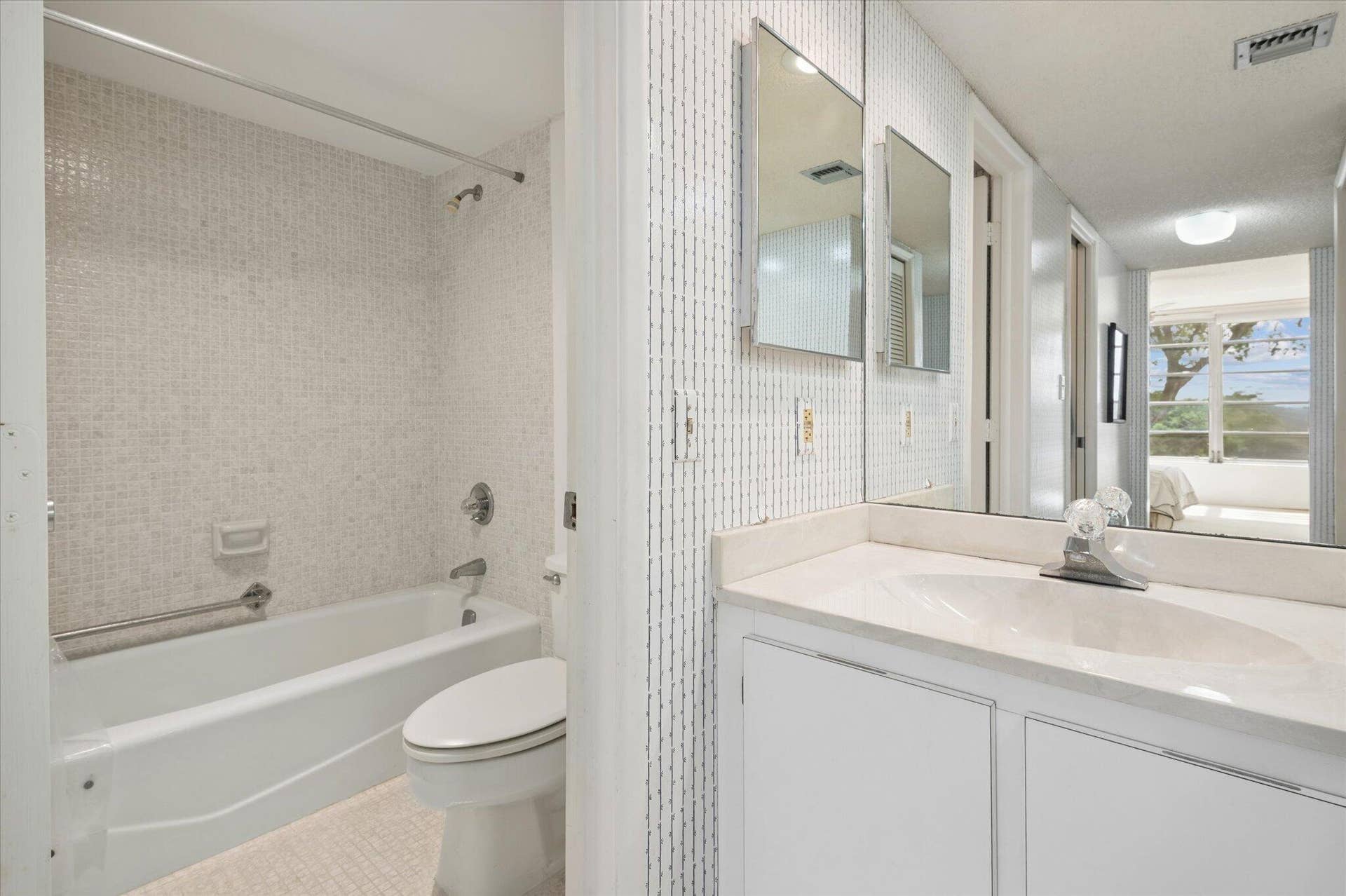 806 Cypress Boulevard, #408, Pompano Beach, FL 33069 12-Cowan-806 Cypress Blvd #408-11