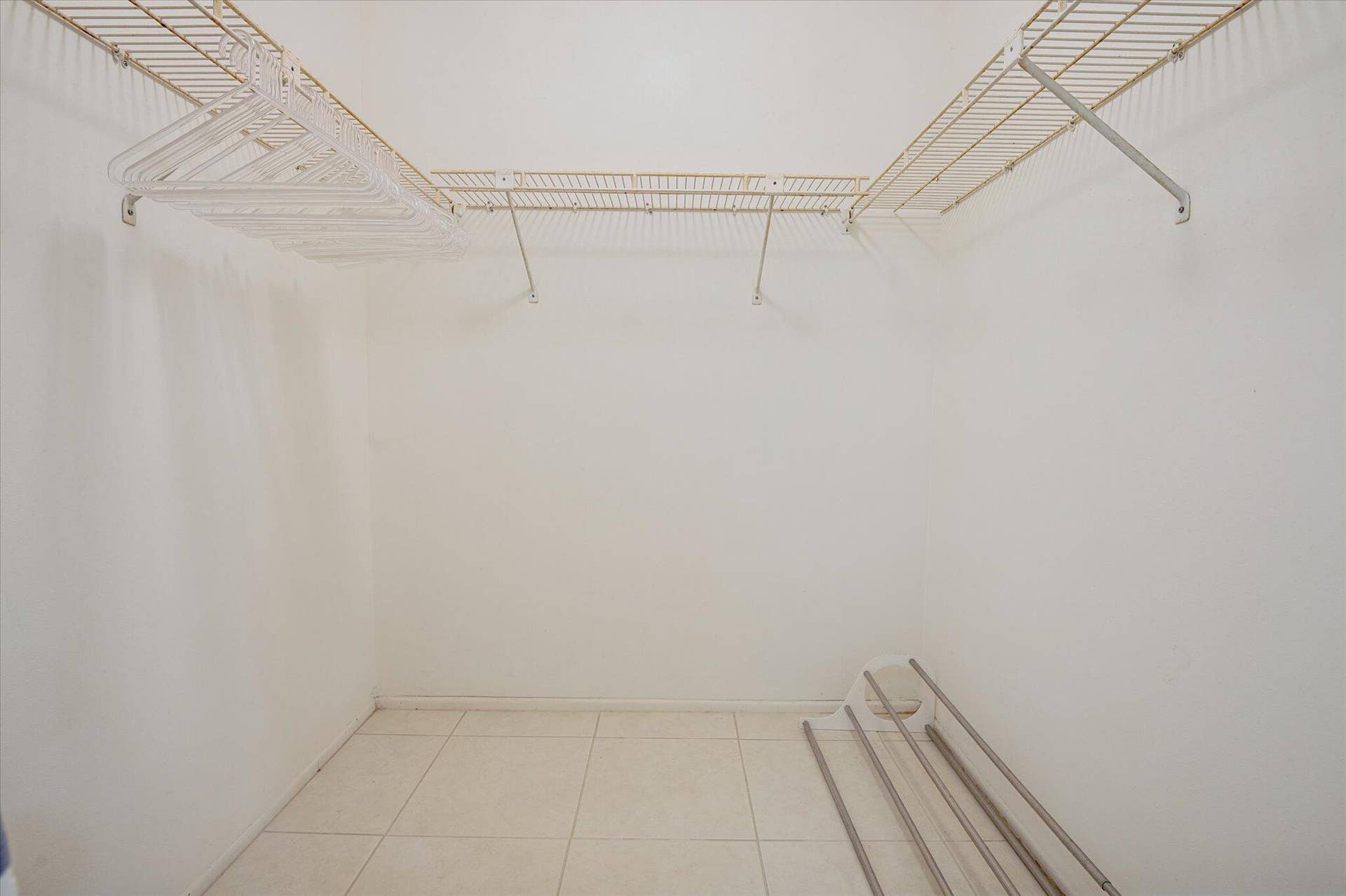 806 Cypress Boulevard, #408, Pompano Beach, FL 33069 13-Cowan-806 Cypress Blvd #408-12