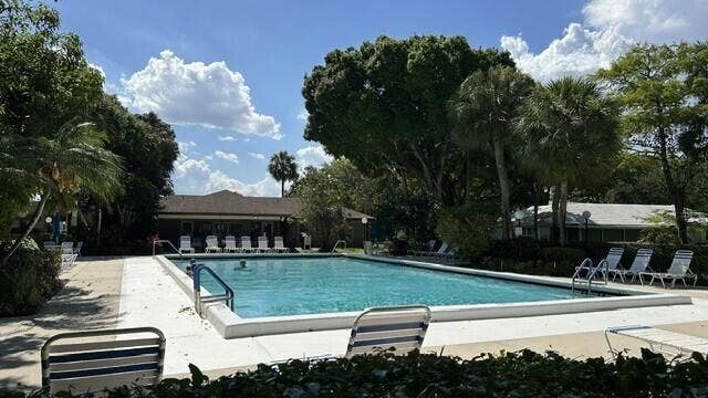 806 Cypress Boulevard, #408, Pompano Beach, FL 33069 Pamela Pool 1