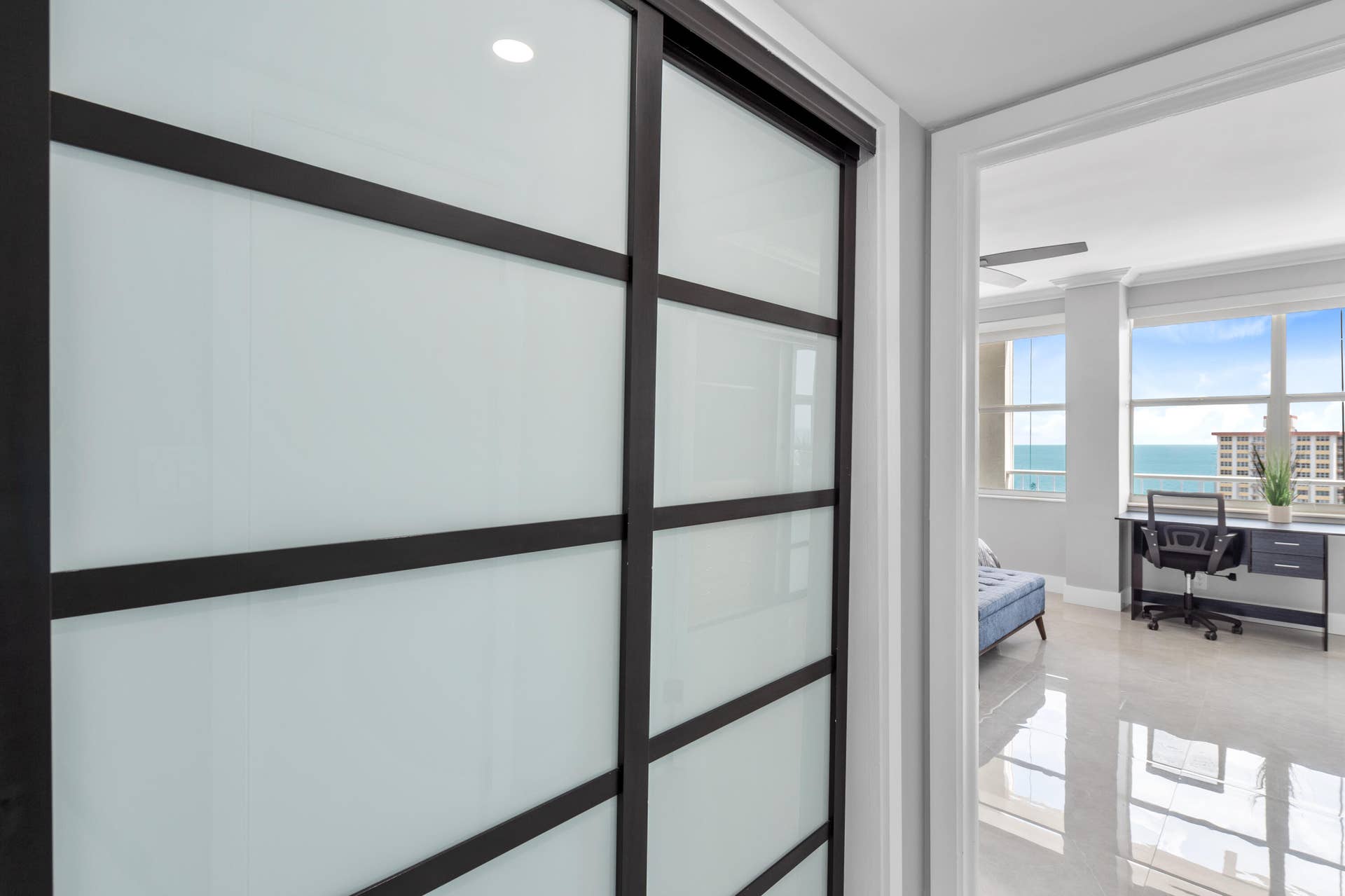 2800 E Sunrise Boulevard, #19d, Fort Lauderdale, Fort Lauderdale, FL 33304 Hall closet