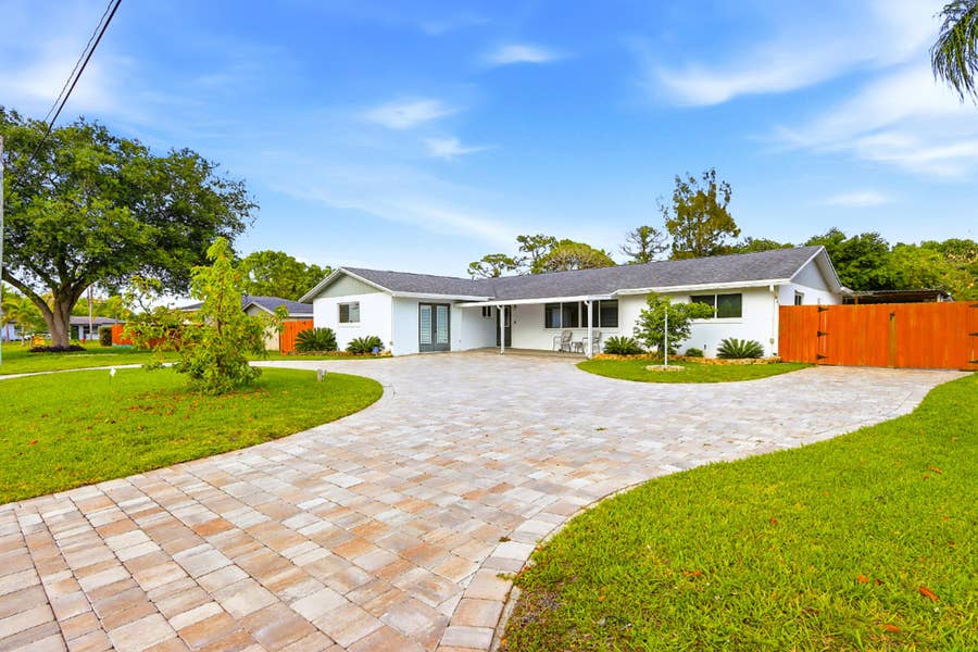 Property photo for 1212 Concord Avenue, West Palm Beach, FL