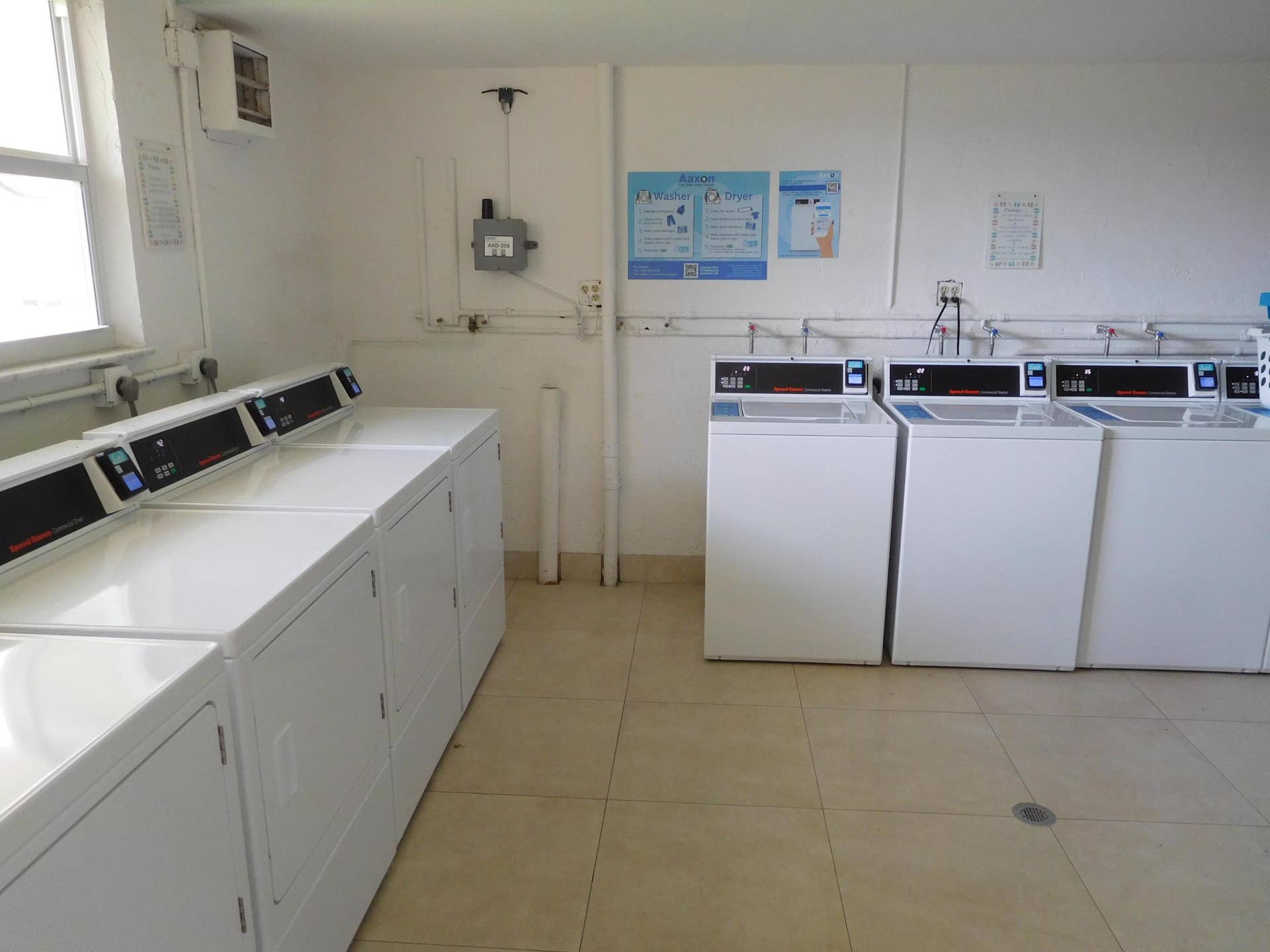 21 Laundry Room