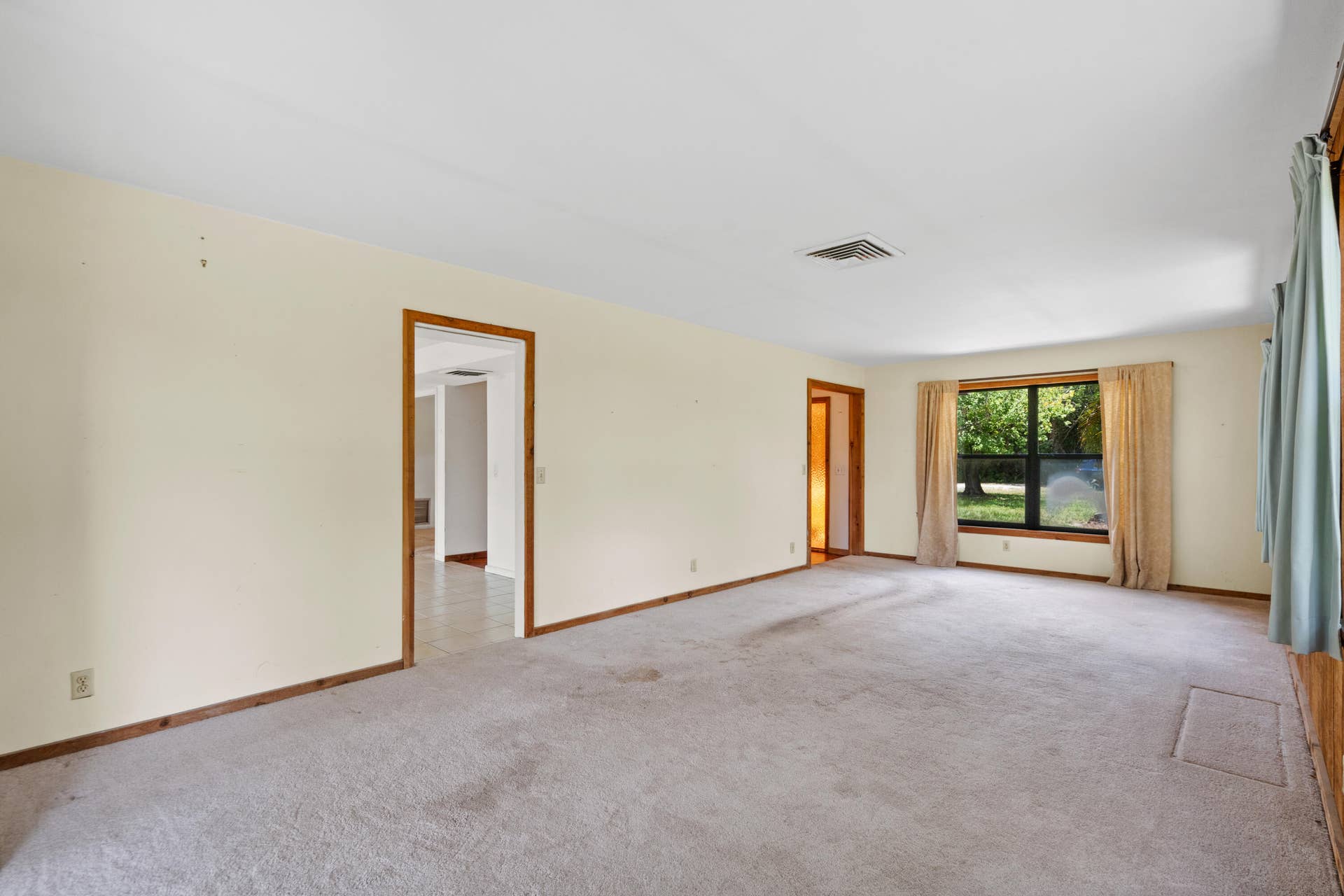 6035 N 180th St Street N, Jupiter, FL 33458 DSC06881