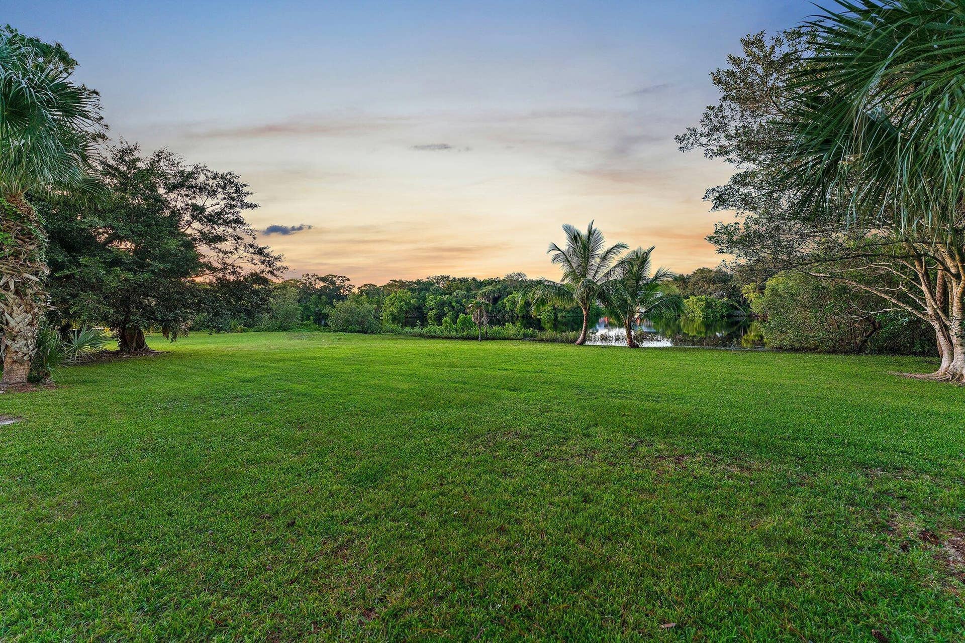 6035 N 180th St Street N, Jupiter, FL 33458 033-6035180thStreetNorth-Jupiter-FL-3345