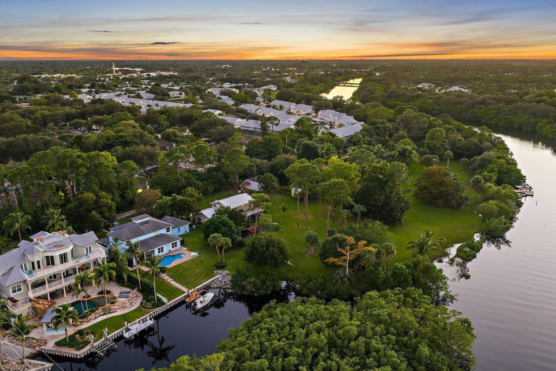 6035 N 180th St Street N, Jupiter, FL 33458 017-6035180thStreetNorth-Jupiter-FL-3345