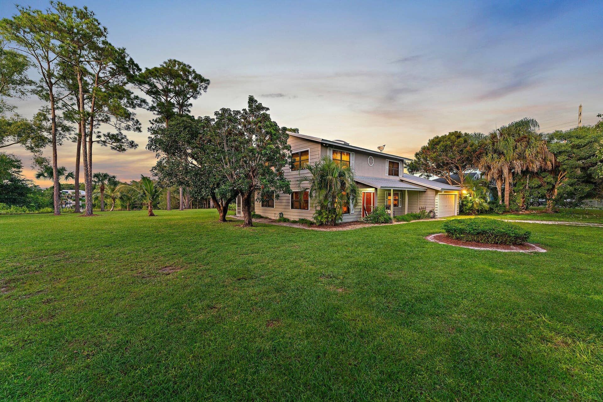 6035 N 180th St Street N, Jupiter, FL 33458 027-6035180thStreetNorth-Jupiter-FL-3345