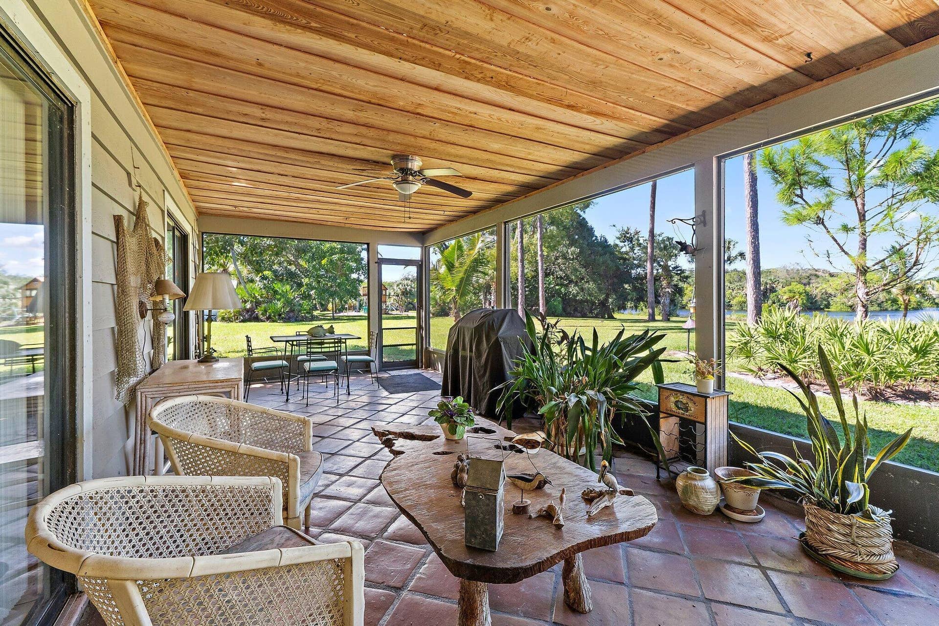 6035 N 180th St Street N, Jupiter, FL 33458 066-6035180thStreetNorth-Jupiter-FL-3345