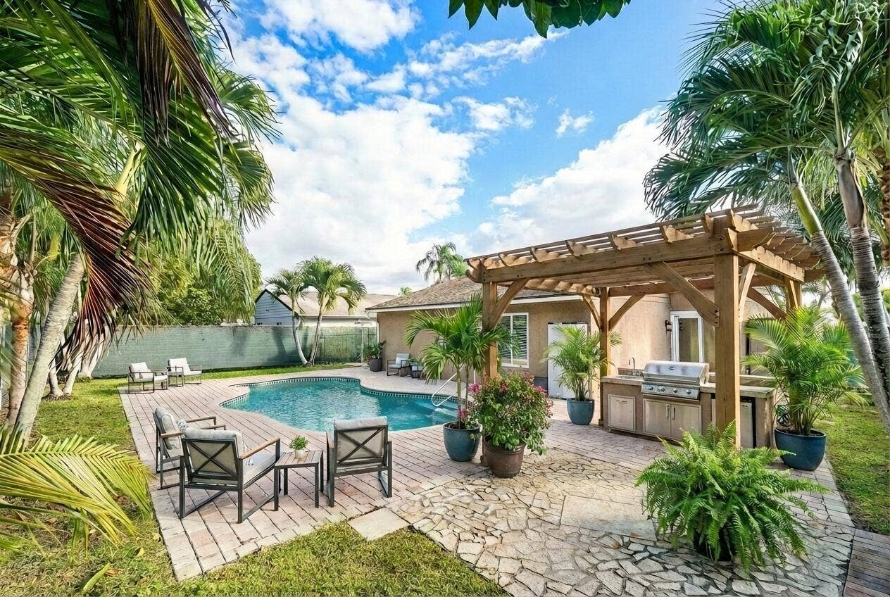 8411 Garden Gate Place, Boca Raton, Boca Raton, FL 33433 Virtually Staged (Pergola added)