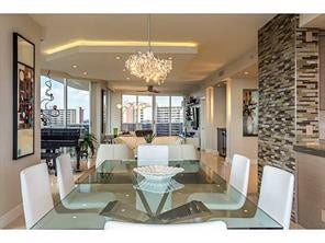 3100 N Ocean Boulevard, #1108, Fort Lauderdale, Fort Lauderdale, FL 33308 Formal dining table, set for 6.