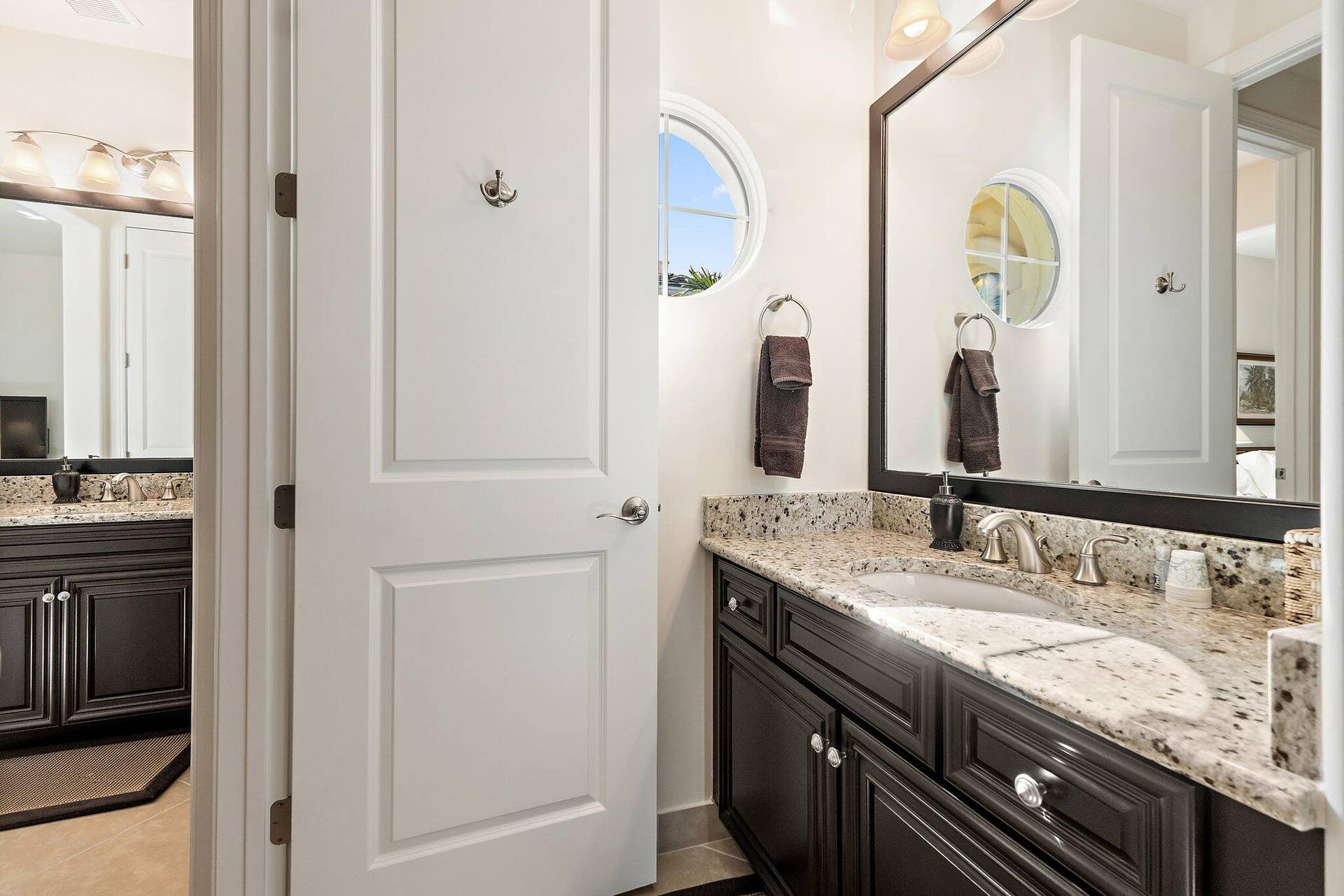 1715 W Hemingway Drive, Juno Beach, FL 33408 IMG_1350