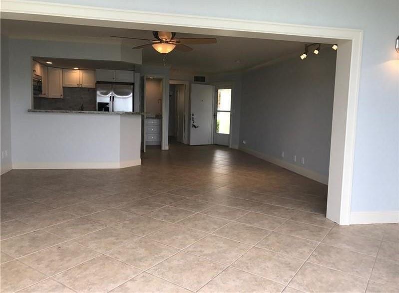 400 Wilma Circle, #105, Riviera Beach, Riviera Beach, FL 33404 Photo 7