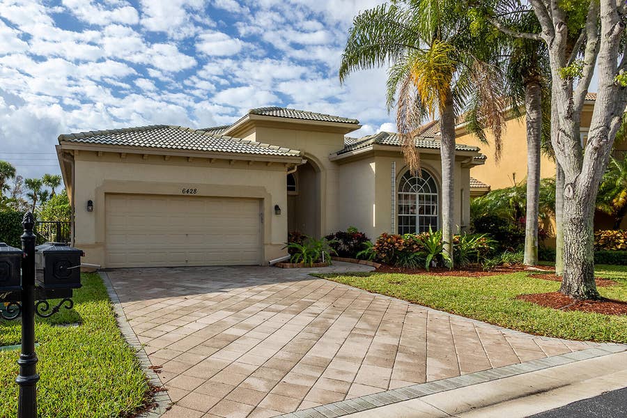 Property photo for 6428 Garden Court, West Palm Beach, FL
