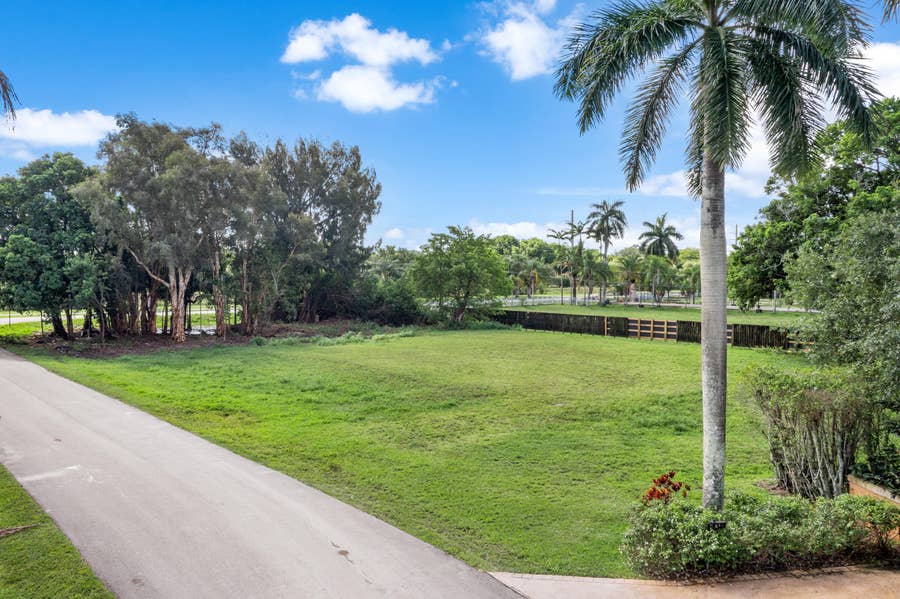 Property photo for 11200 NW 14th Street, Plantation, FL