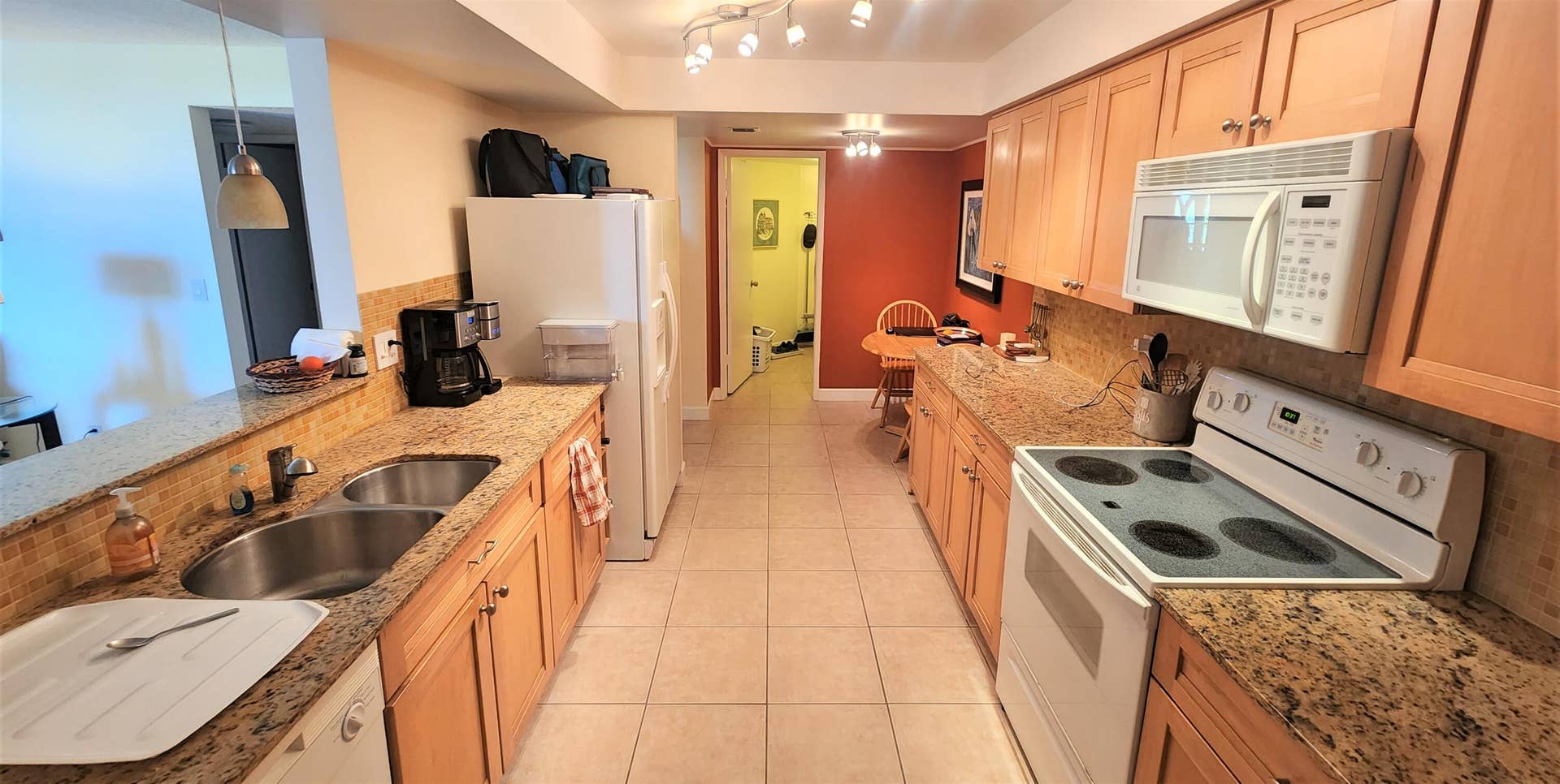 450 Egret Circle, #9403, Delray Beach, FL 33444 kitchen