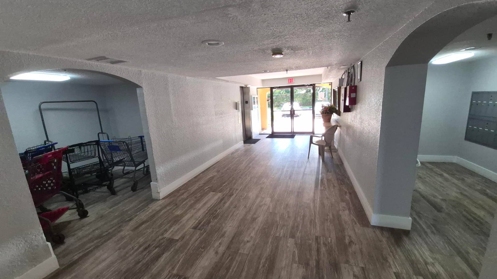 450 Egret Circle, #9403, Delray Beach, FL 33444 lobby