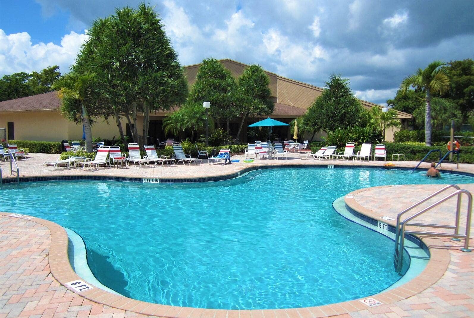 450 Egret Circle, #9403, Delray Beach, FL 33444 main pool