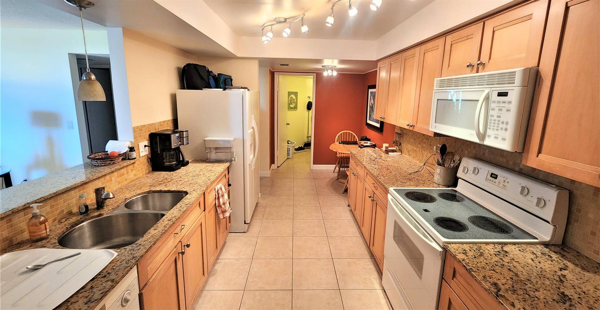 450 Egret Circle, #9403, Delray Beach, FL 33444 kitchen
