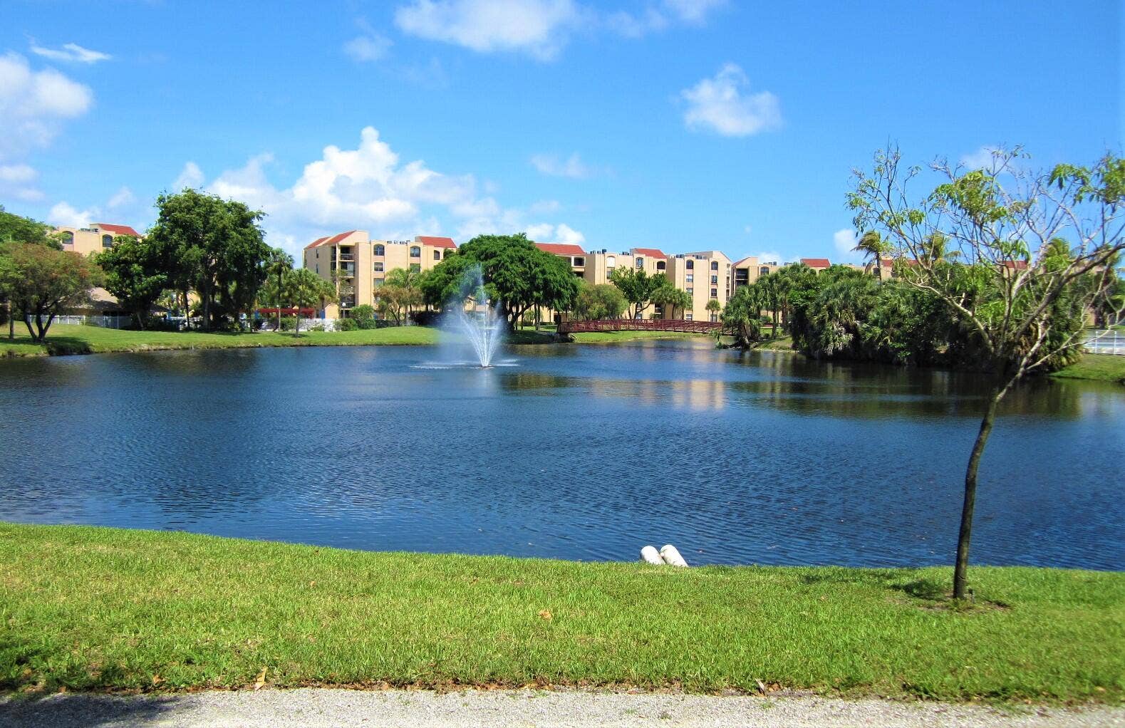 450 Egret Circle, #9403, Delray Beach, FL 33444 lake