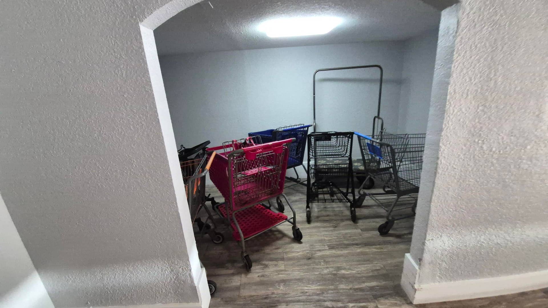 450 Egret Circle, #9403, Delray Beach, FL 33444 cart room