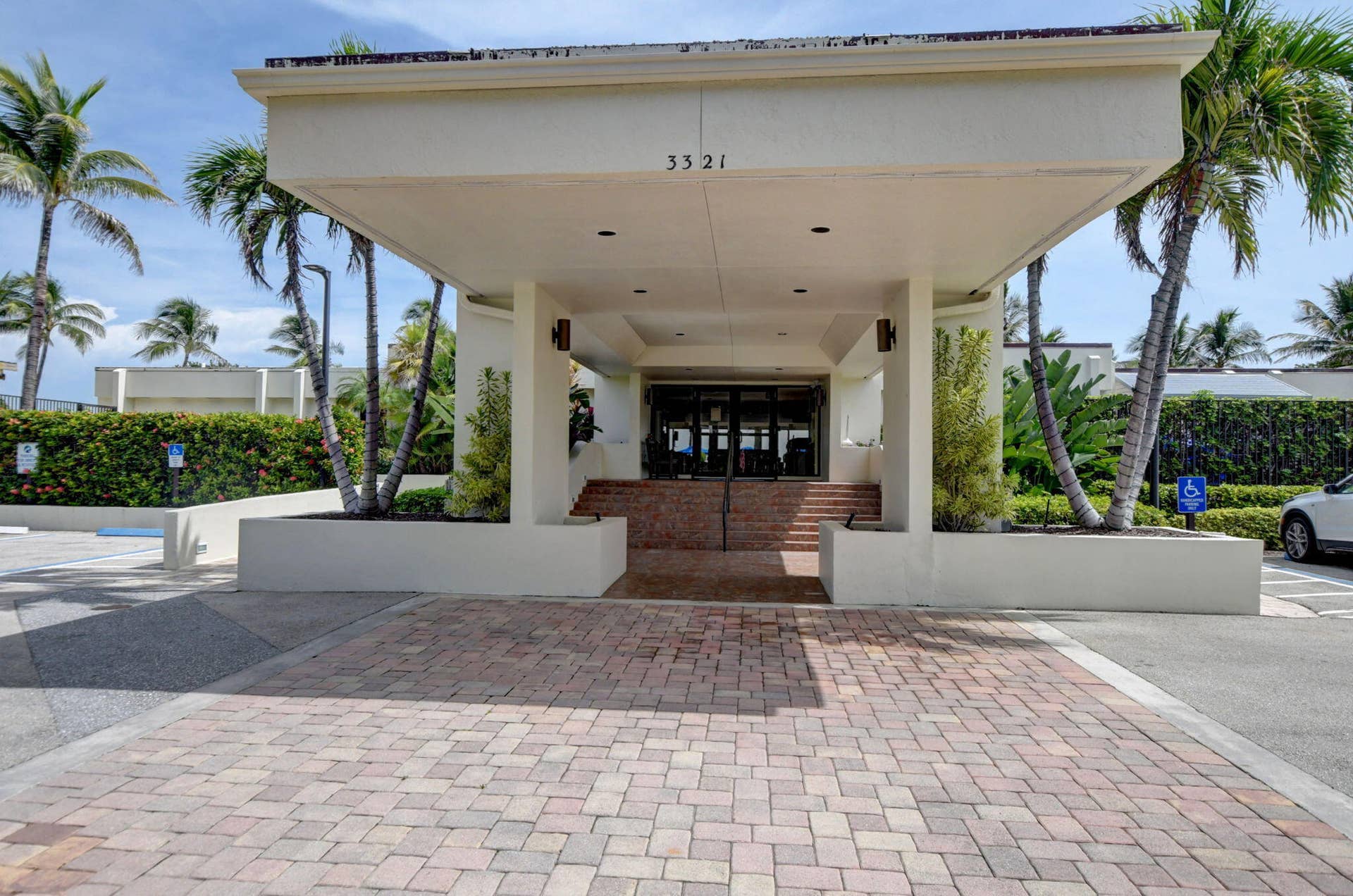 3420 S Ocean Boulevard, #9r, Highland Beach, FL 33487 68-web-or-mls-101_ebf_4727and4more