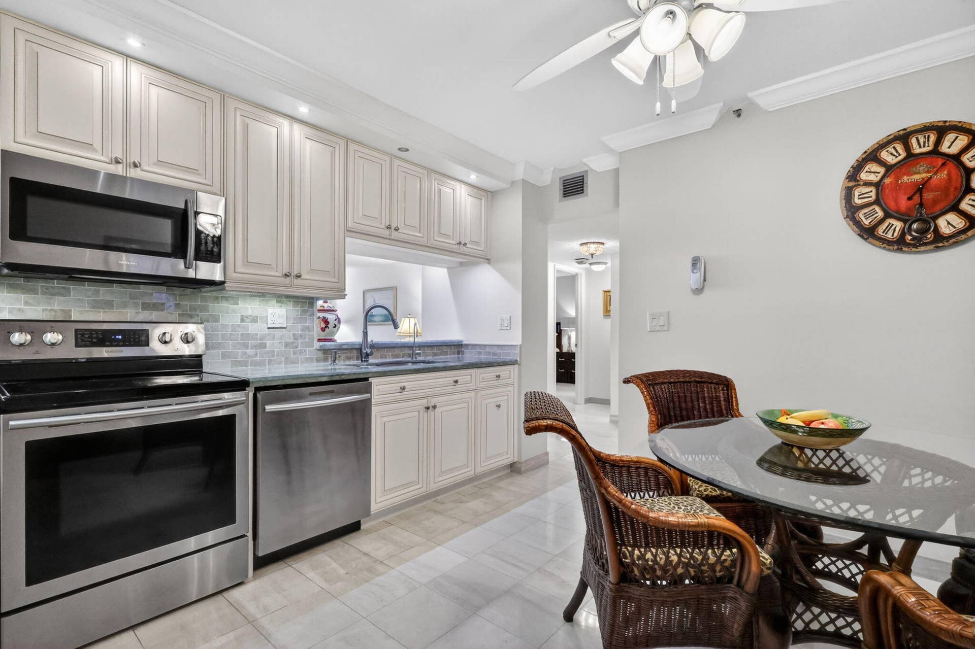 3420 S Ocean Boulevard, #9r, Highland Beach, FL 33487 5-web-or-mls-F14A3549