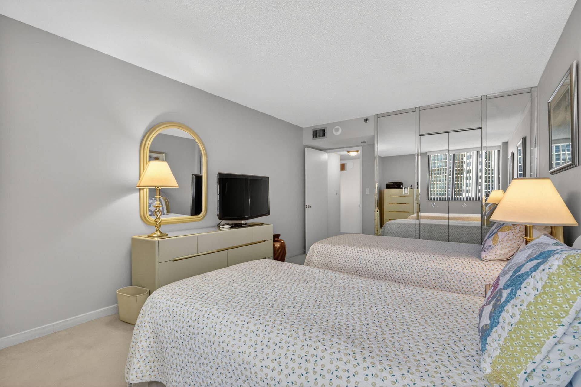 3420 S Ocean Boulevard, #9r, Highland Beach, FL 33487 17-web-or-mls-F14A3609
