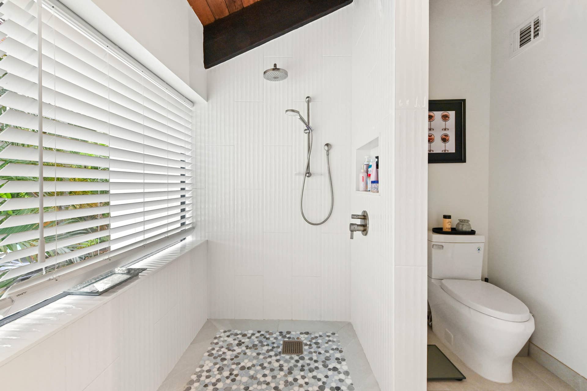 3543 S Ocean Boulevard, #111, South Palm Beach, FL 33480 23 Bathroom 04