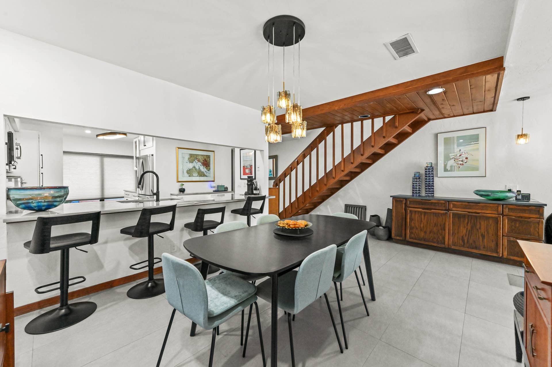 3543 S Ocean Boulevard, #111, South Palm Beach, FL 33480 08 Dining area 02