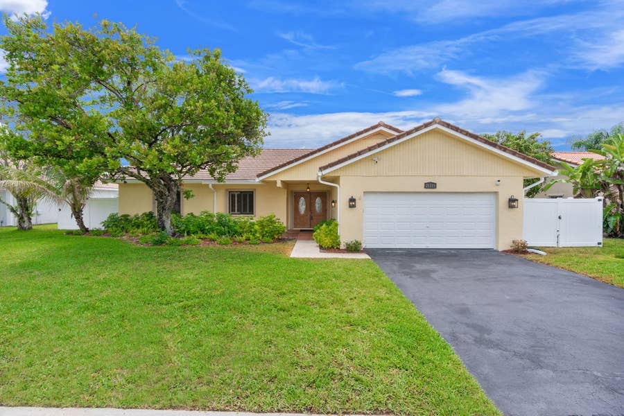 Property photo for 21111 Escondido Way, Boca Raton, FL