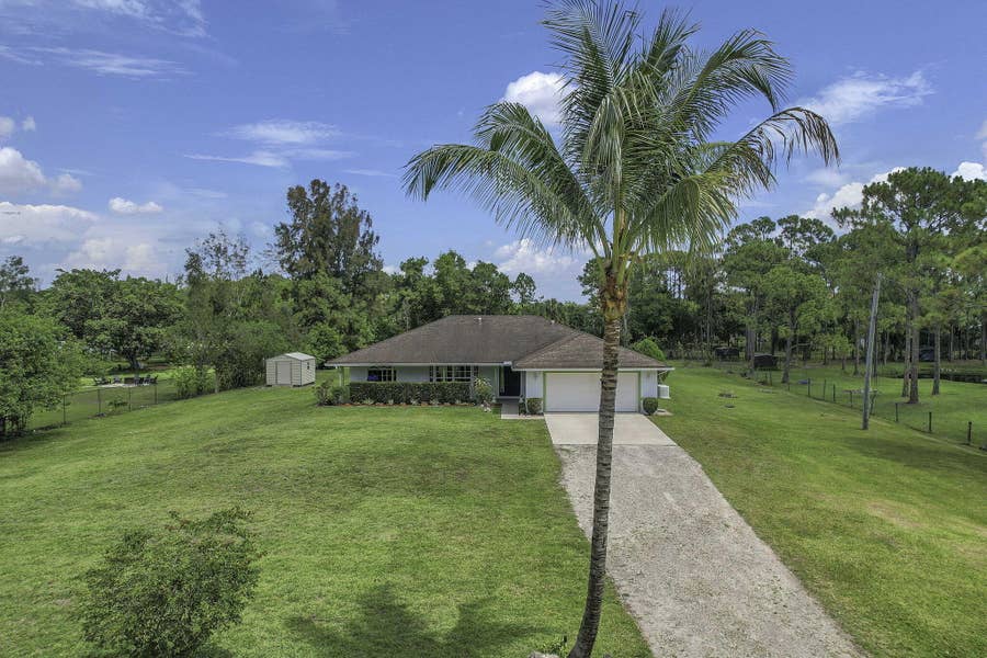 Property photo for 11195 61st St Street N, West Palm Beach, FL