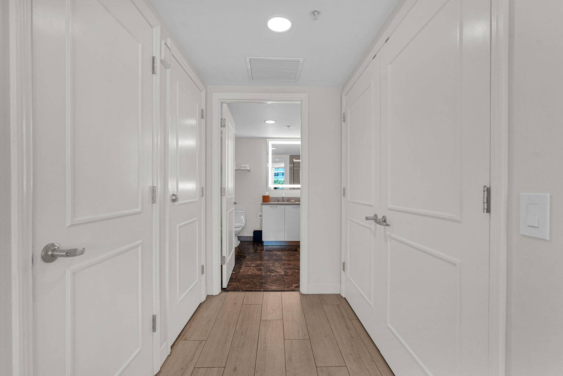 505 N Fort Lauderdale Beach Boulevard, #713, Fort Lauderdale, FL 33304 15-web-or-mls-DSC00375