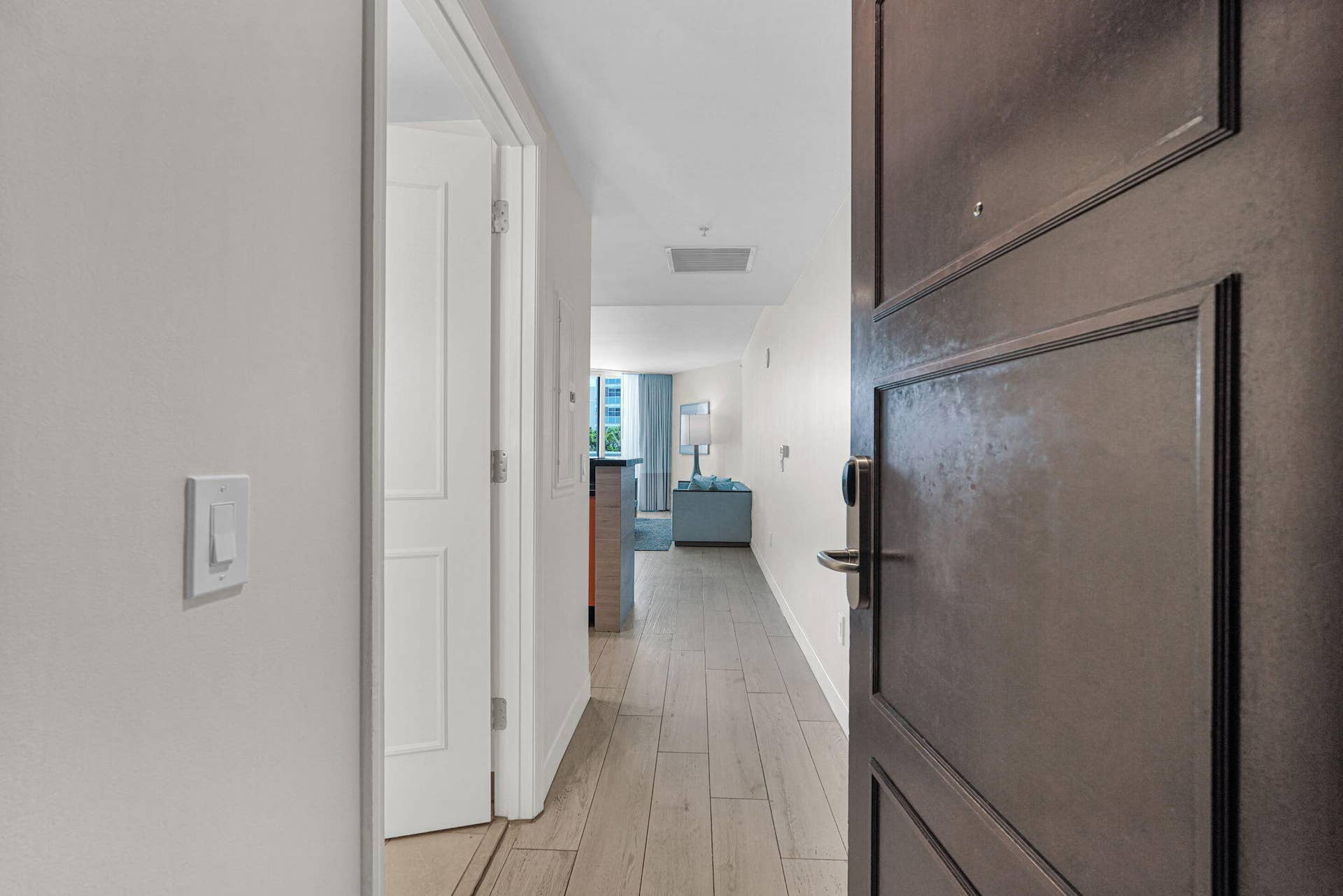505 N Fort Lauderdale Beach Boulevard, #713, Fort Lauderdale, FL 33304 7-web-or-mls-DSC00032