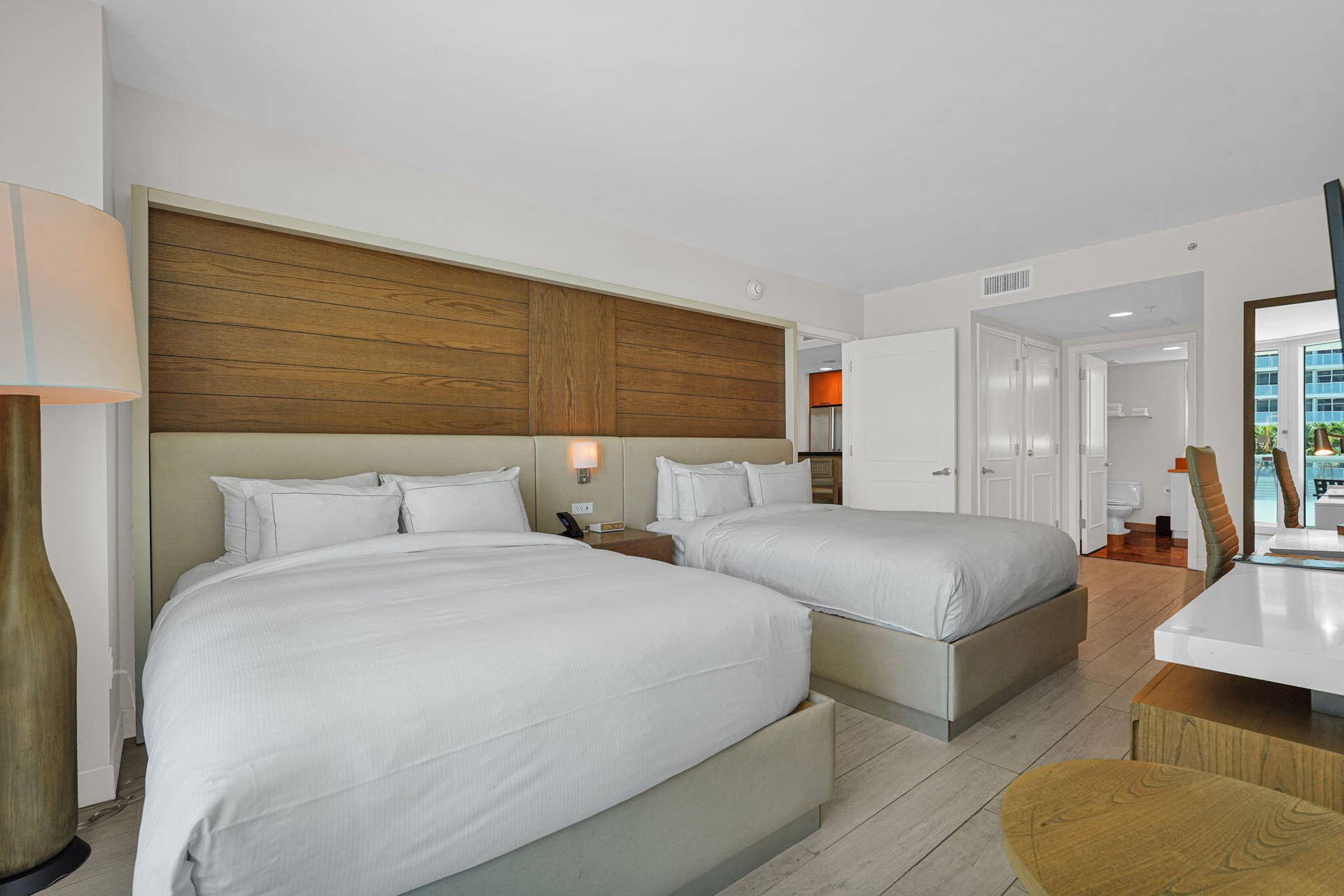 505 N Fort Lauderdale Beach Boulevard, #713, Fort Lauderdale, FL 33304 16-web-or-mls-DSC00446