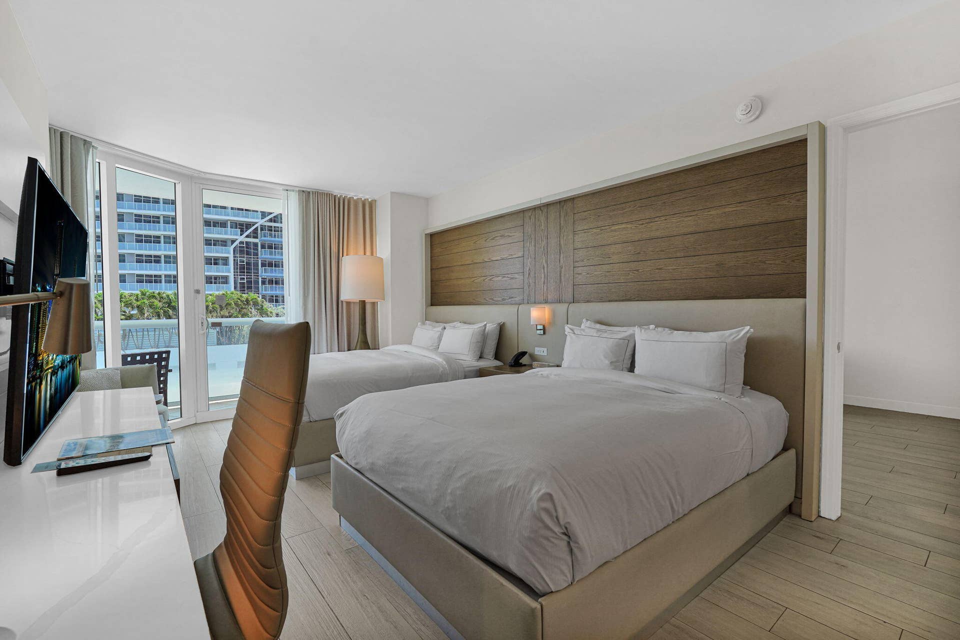 505 N Fort Lauderdale Beach Boulevard, #713, Fort Lauderdale, FL 33304 32-web-or-mls-17-print-DSC00348