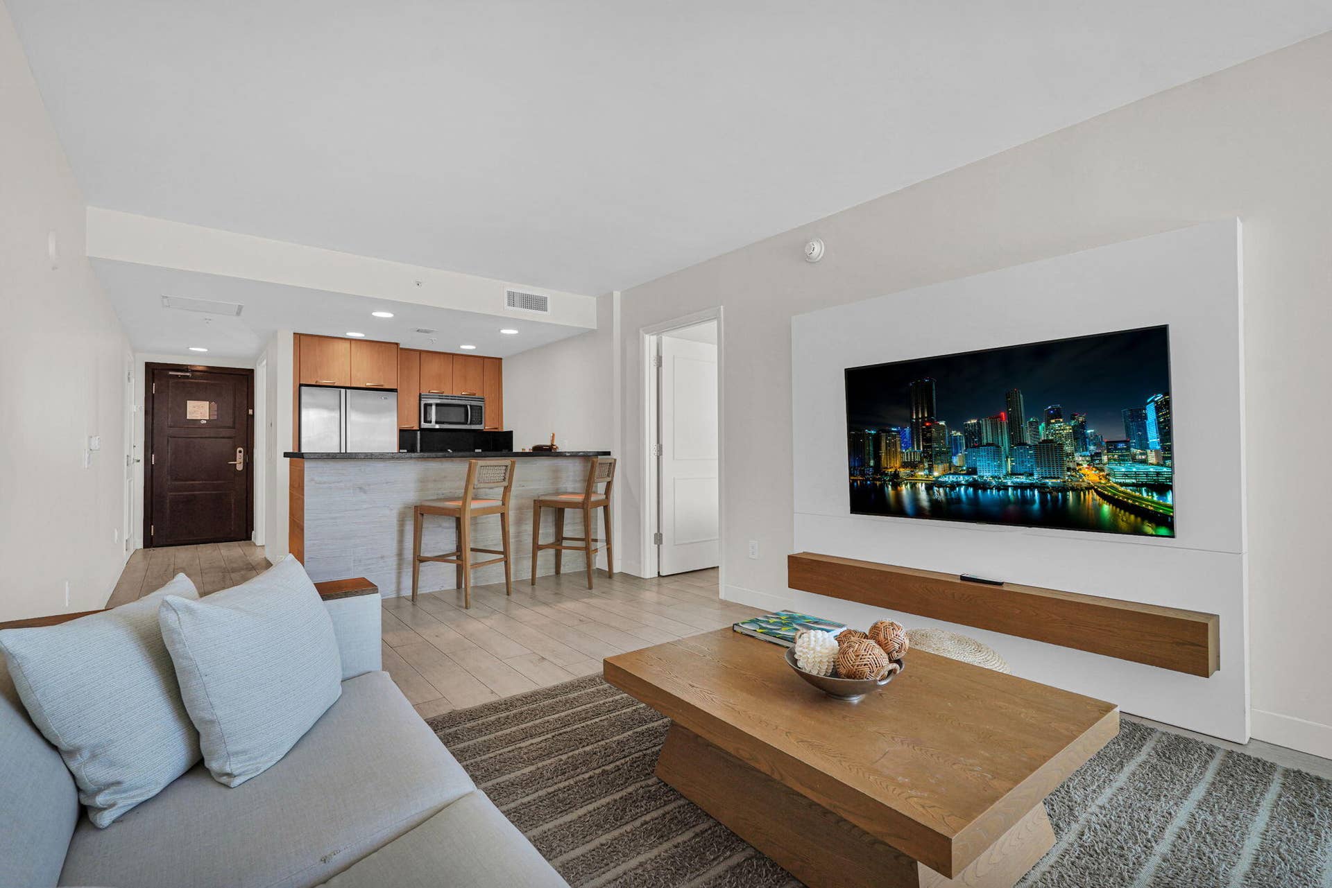 505 N Fort Lauderdale Beach Boulevard, #713, Fort Lauderdale, FL 33304 11-web-or-mls-DSC00231