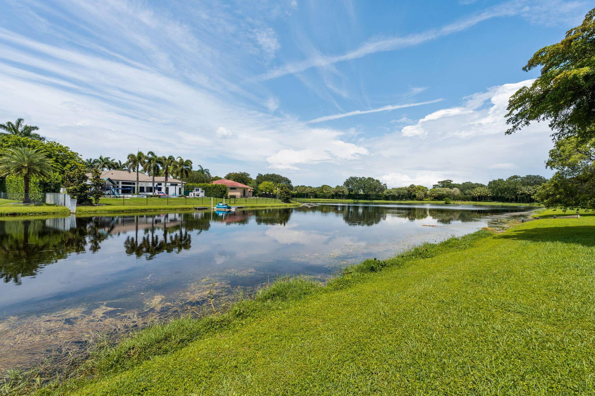 10251 N Lake Vista Circle, Davie, FL 33328 57-web-or-mls-A7406139