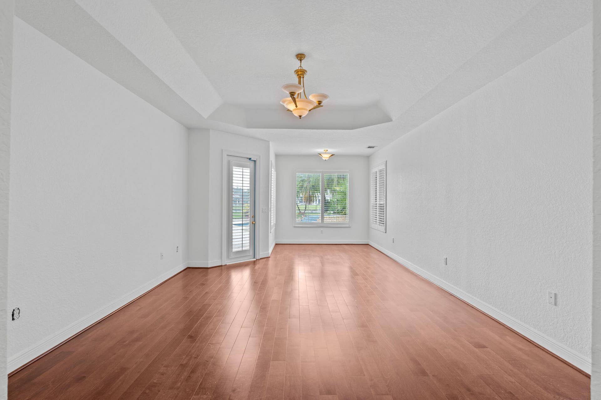 10251 N Lake Vista Circle, Davie, FL 33328 34-web-or-mls-A7406034