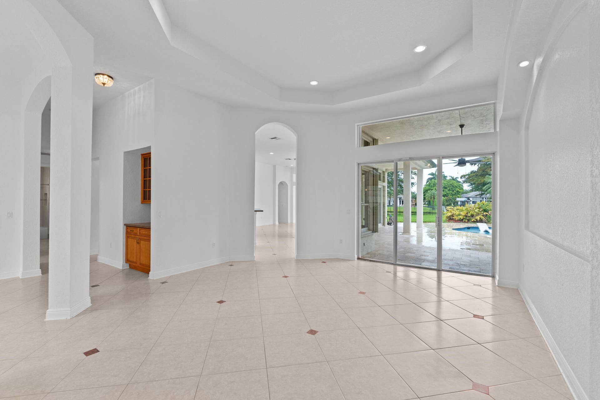 10251 N Lake Vista Circle, Davie, FL 33328 9-web-or-mls-A7406125