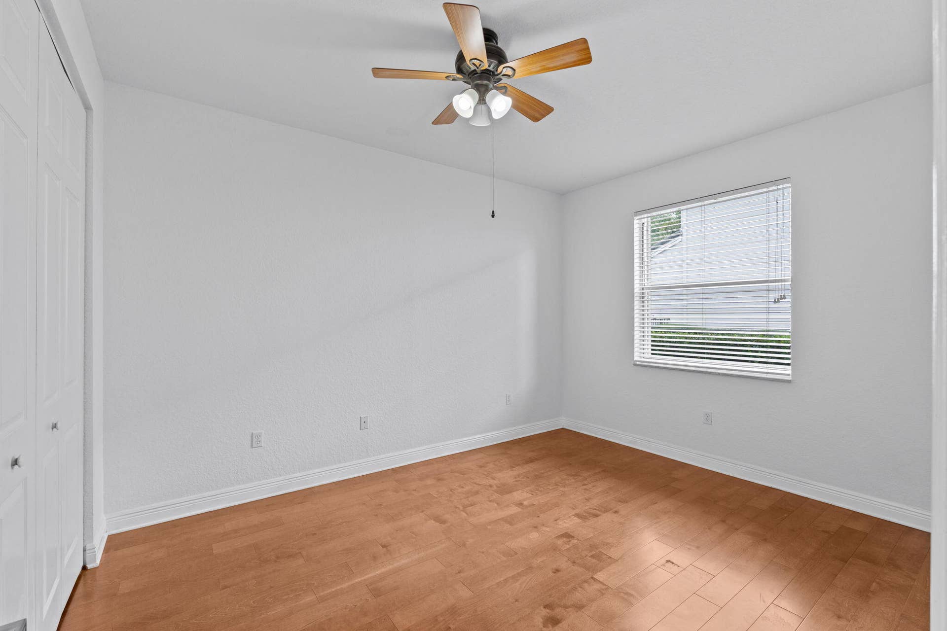 10251 N Lake Vista Circle, Davie, FL 33328 28-web-or-mls-A7406013