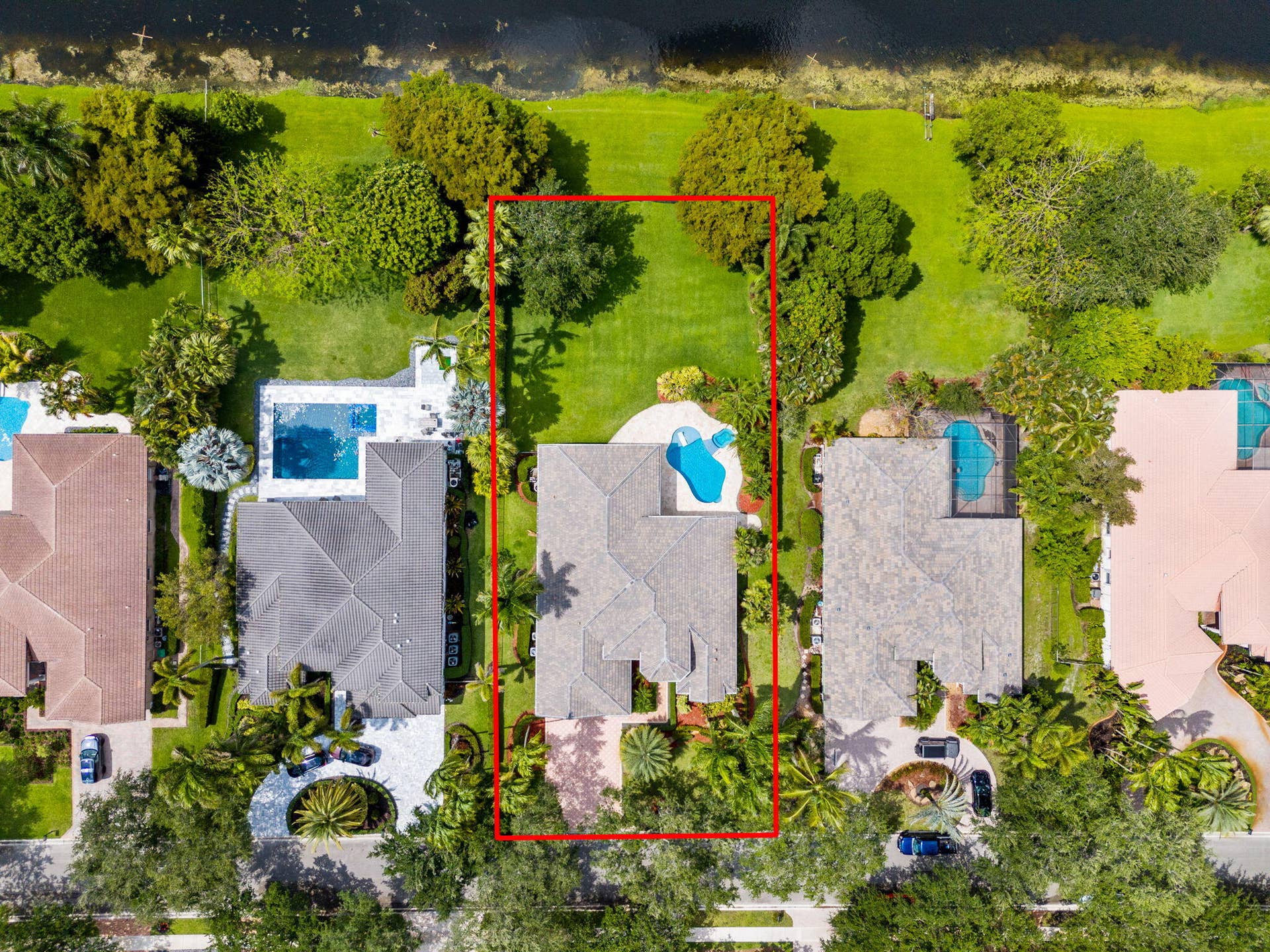 10251 N Lake Vista Circle, Davie, FL 33328 74-web-or-mls-DJI_20260513152152_0703_D-