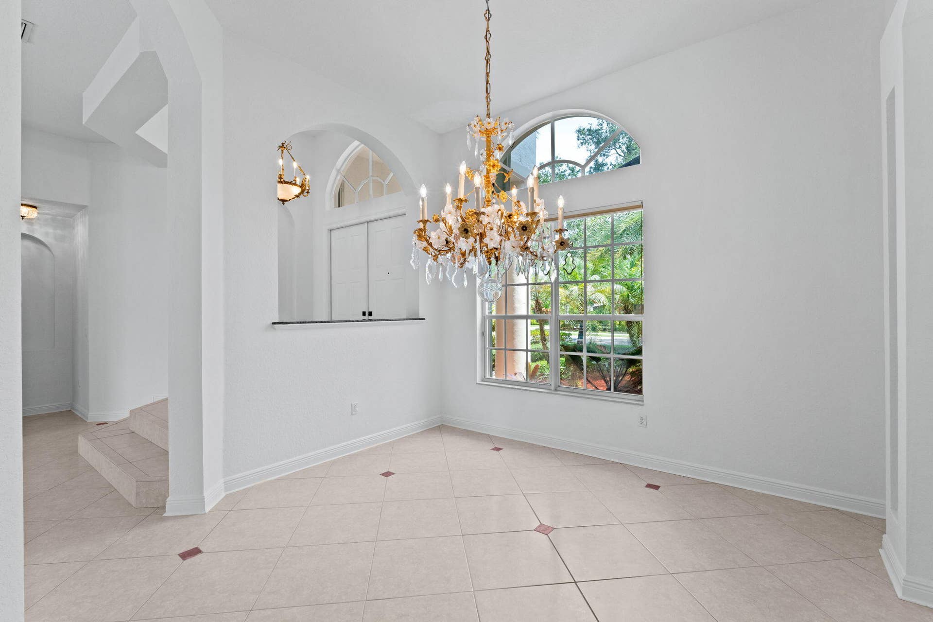 10251 N Lake Vista Circle, Davie, FL 33328 8-web-or-mls-A7406182