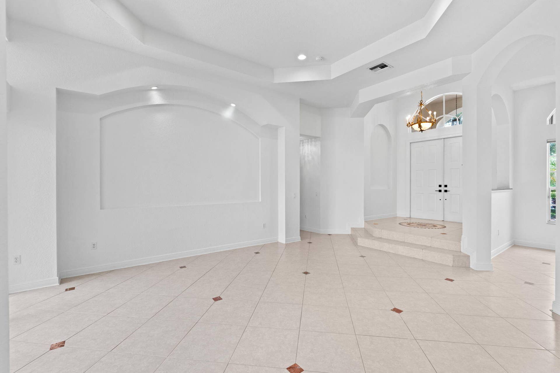 10251 N Lake Vista Circle, Davie, FL 33328 6-web-or-mls-A7406179
