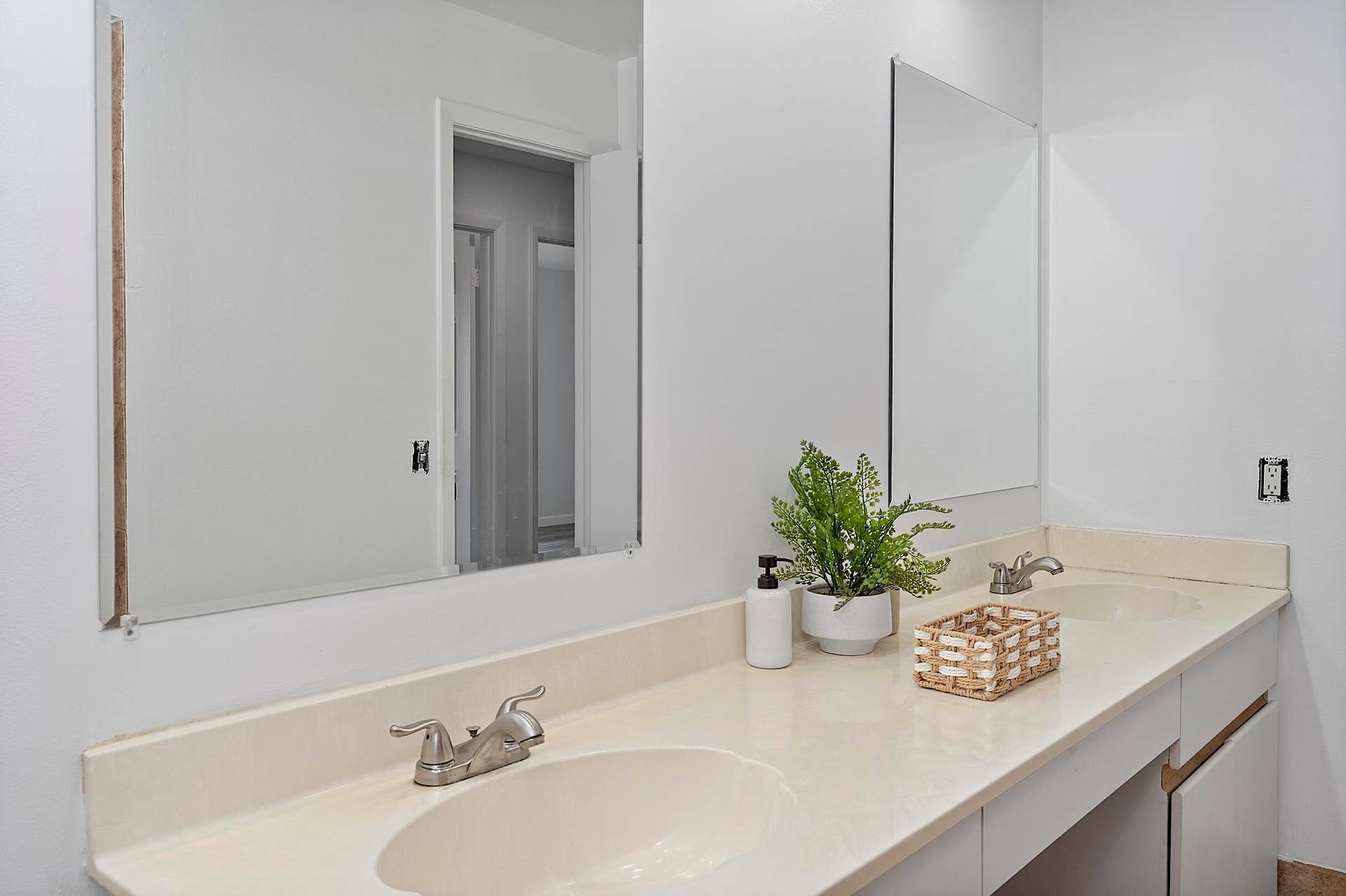 1955 Sacramento, Weston, FL 33326 1955 Sacramento - 051