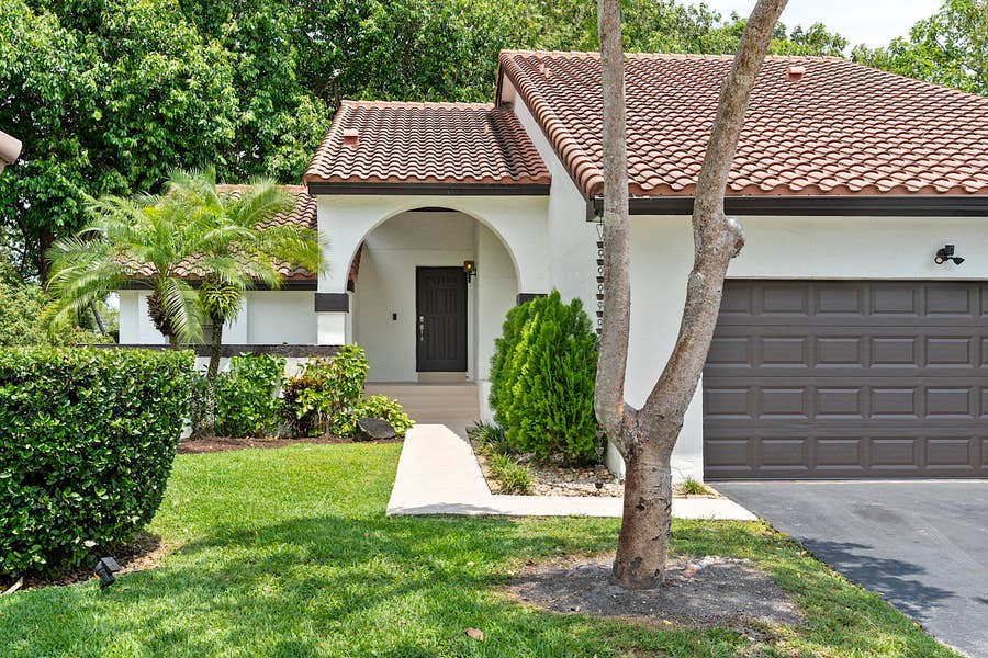 Property photo for 1955 Sacramento, Weston, FL