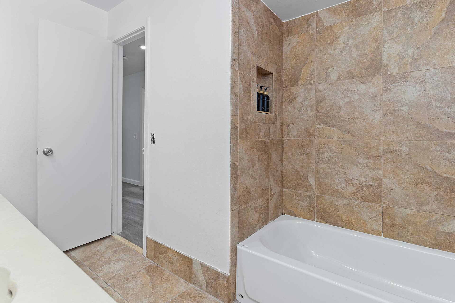 1955 Sacramento, Weston, FL 33326 1955 Sacramento - 048