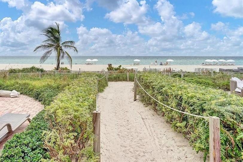 Walkway to beach
