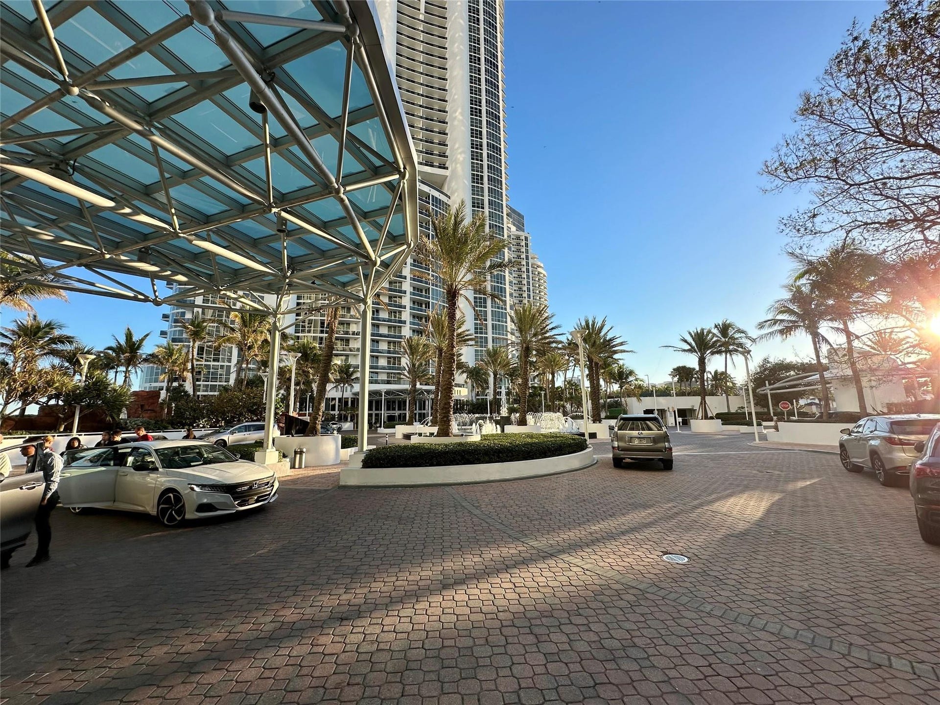 Valet and entrance area