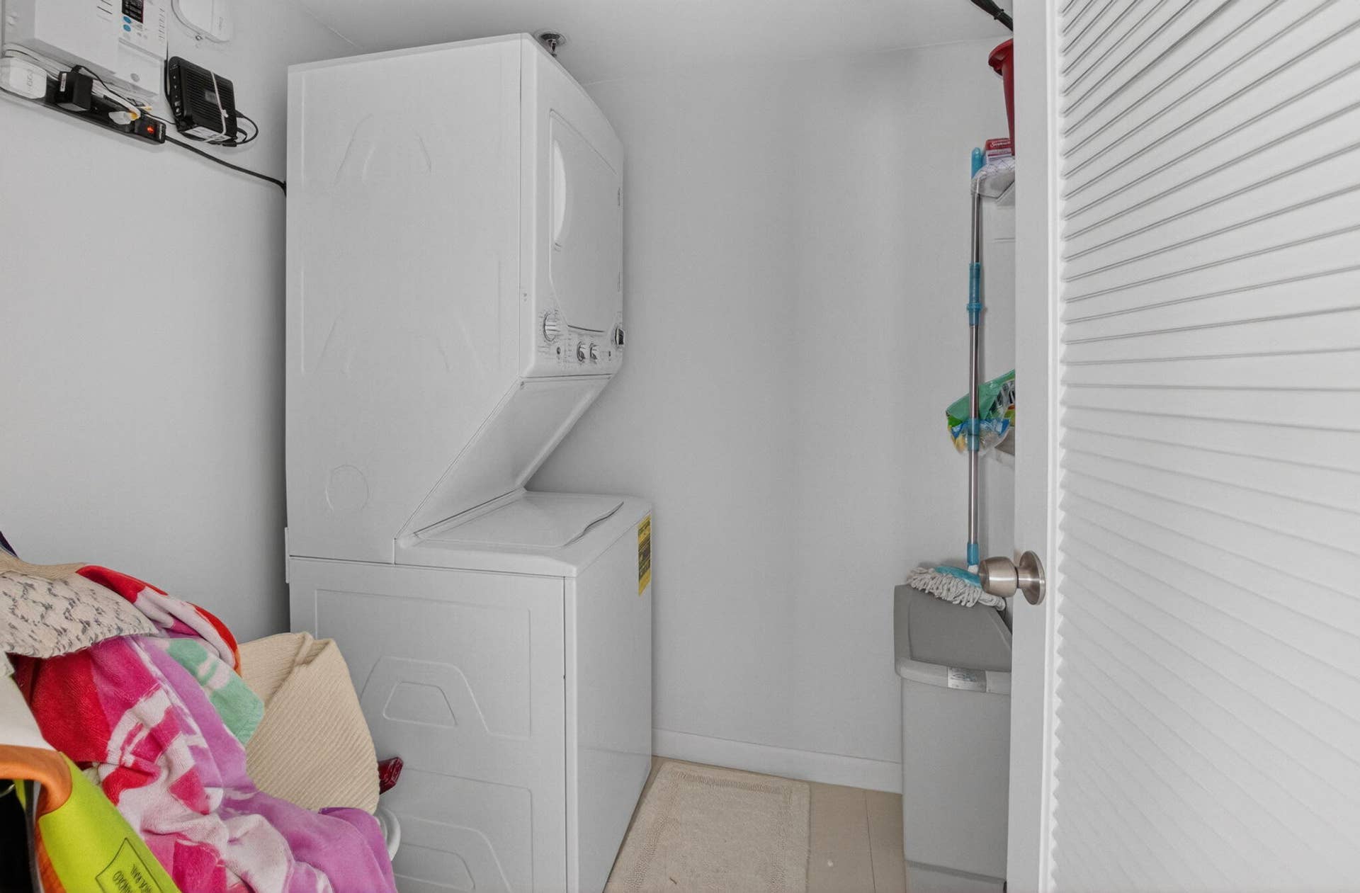 14 Laundry Room