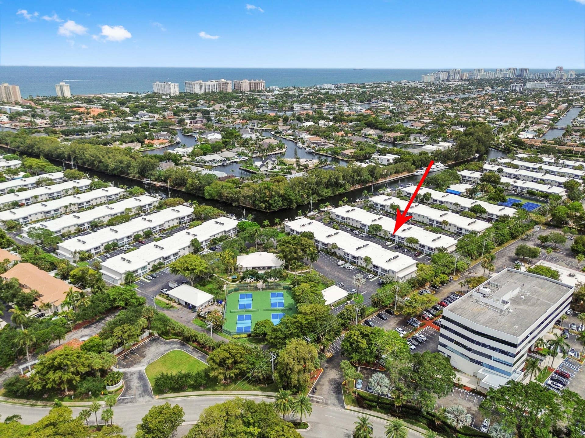 6309 Bay Club Drive, #3, Fort Lauderdale, FL 33308 42 drone 03-line